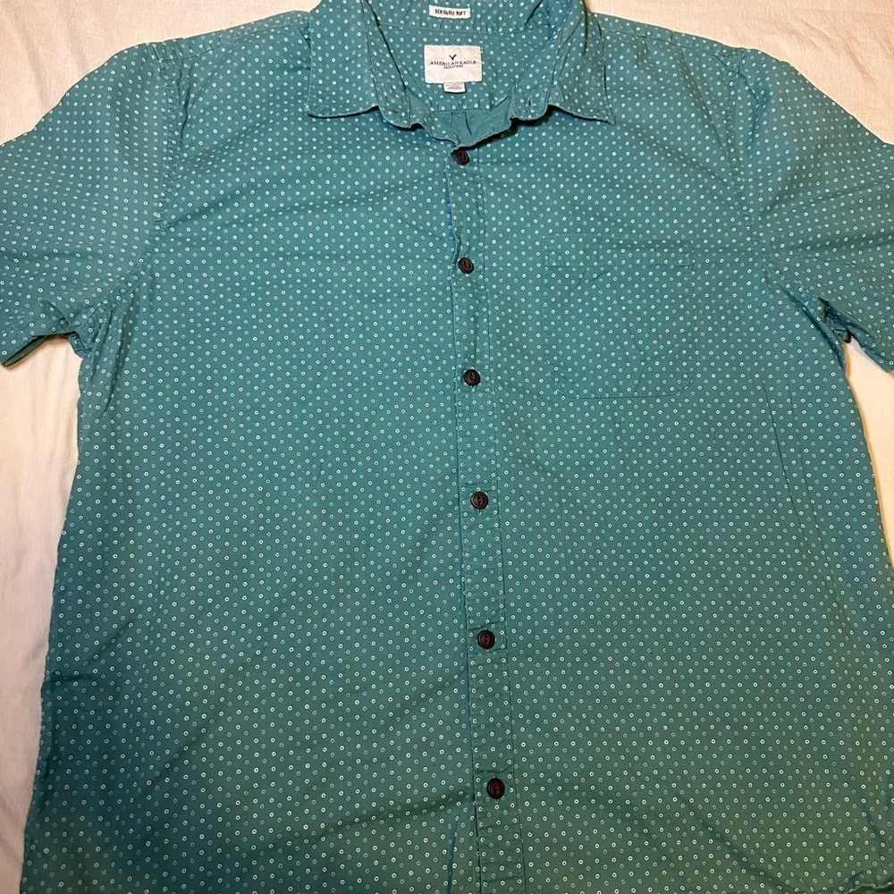 American Eagle Outfitters Teal Casual Button-Down Shirt
